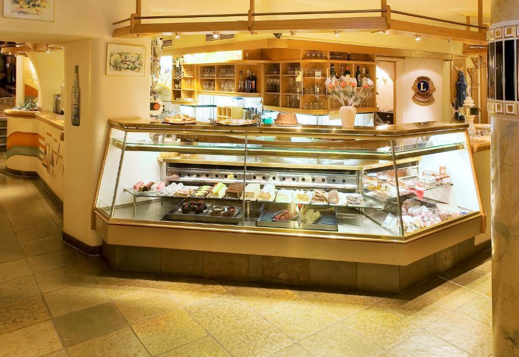Hotel-Restaurant-Cafe Krainer Langenwang Kültér fotó